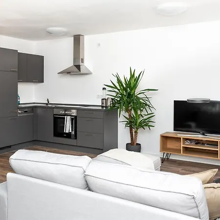 Sonnige Voll Moblierte City-apartments Appartement